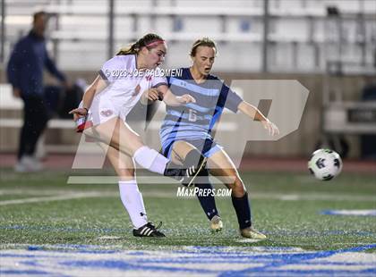 Thumbnail 3 in Johnson vs Lee photogallery.