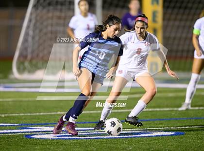 Thumbnail 2 in Johnson vs Lee photogallery.