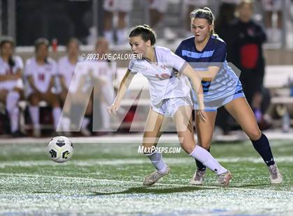 Thumbnail 2 in Johnson vs Lee photogallery.