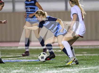 Thumbnail 3 in Johnson vs Lee photogallery.