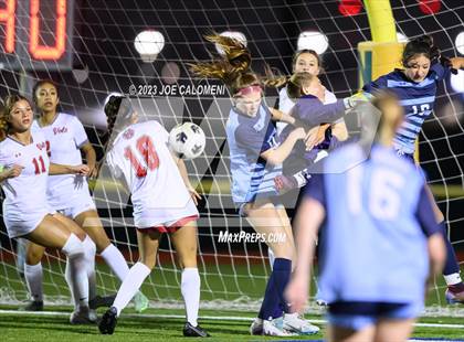 Thumbnail 2 in Johnson vs Lee photogallery.