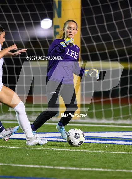 Thumbnail 2 in Johnson vs Lee photogallery.