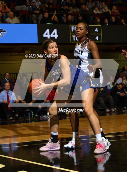 Thumbnail 3 in Ardsly vs Putnam Valley (NYSPHSAA Section 1 Class B Semifinal) photogallery.