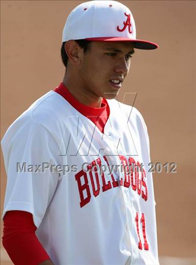 null - Photo 01