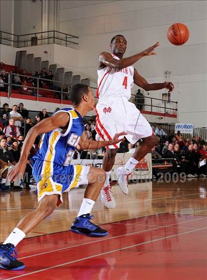 Thumbnail 2 in Mater Dei vs. Gahr (2009 Pangos Dream Classic) photogallery.