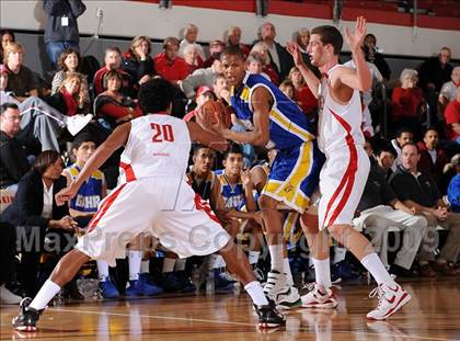 Thumbnail 3 in Mater Dei vs. Gahr (2009 Pangos Dream Classic) photogallery.