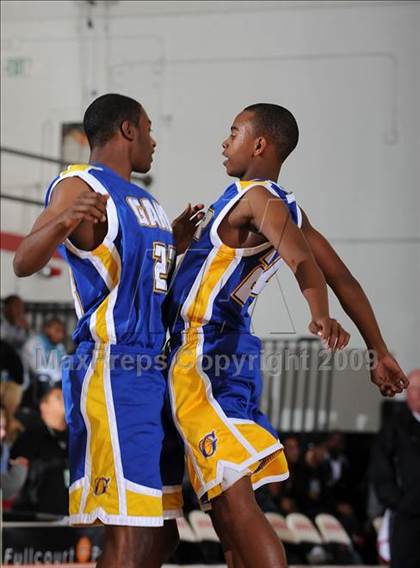 Thumbnail 2 in Mater Dei vs. Gahr (2009 Pangos Dream Classic) photogallery.