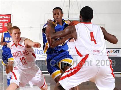 Thumbnail 1 in Mater Dei vs. Gahr (2009 Pangos Dream Classic) photogallery.