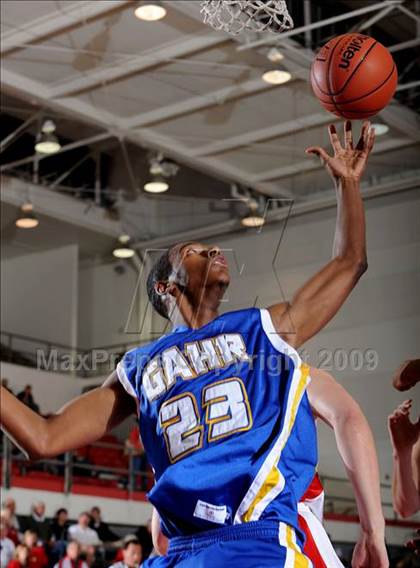 Thumbnail 2 in Mater Dei vs. Gahr (2009 Pangos Dream Classic) photogallery.