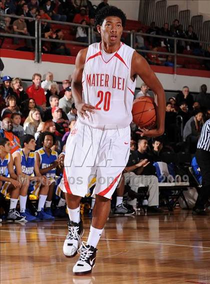 Thumbnail 1 in Mater Dei vs. Gahr (2009 Pangos Dream Classic) photogallery.