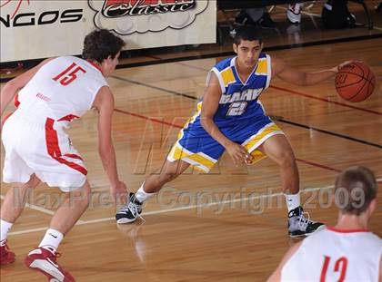 Thumbnail 2 in Mater Dei vs. Gahr (2009 Pangos Dream Classic) photogallery.