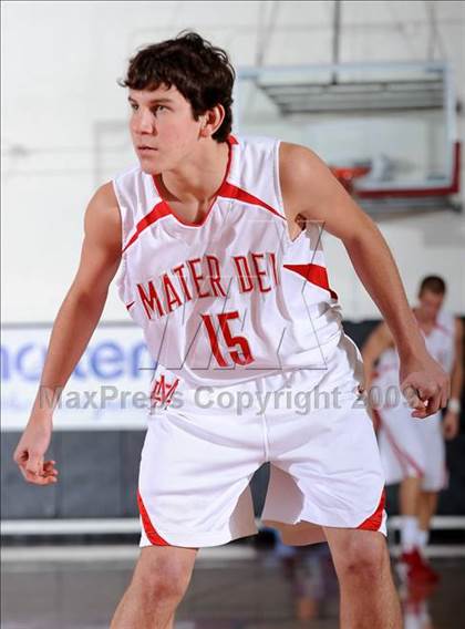 Thumbnail 1 in Mater Dei vs. Gahr (2009 Pangos Dream Classic) photogallery.