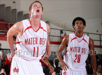 Thumbnail 3 in Mater Dei vs. Gahr (2009 Pangos Dream Classic) photogallery.