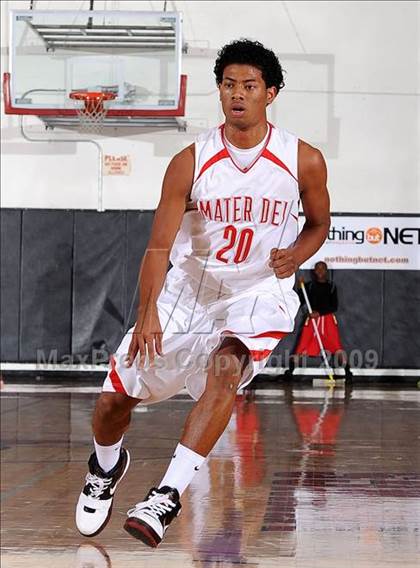 Thumbnail 2 in Mater Dei vs. Gahr (2009 Pangos Dream Classic) photogallery.