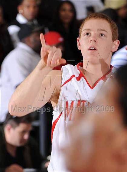 Thumbnail 2 in Mater Dei vs. Gahr (2009 Pangos Dream Classic) photogallery.