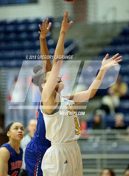 Thumbnail 3 in Amarillo vs. Bowie photogallery.