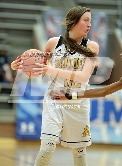 Thumbnail 2 in Amarillo vs. Bowie photogallery.
