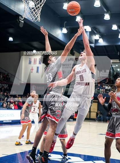 Thumbnail 1 in Dublin vs. Modesto Christian (MaxPreps MLK Classic) photogallery.