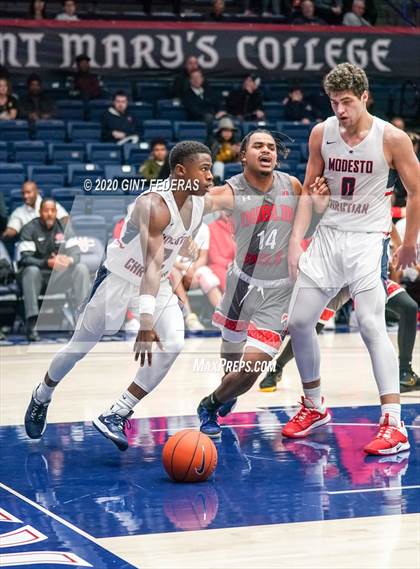 Thumbnail 2 in Dublin vs. Modesto Christian (MaxPreps MLK Classic) photogallery.