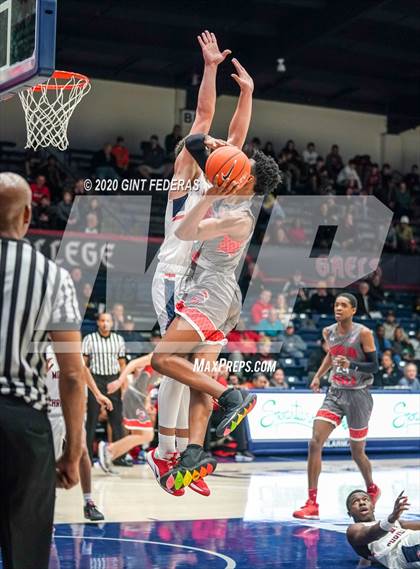 Thumbnail 2 in Dublin vs. Modesto Christian (MaxPreps MLK Classic) photogallery.