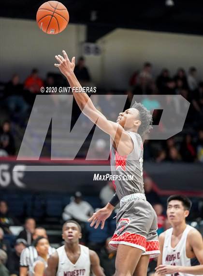 Thumbnail 3 in Dublin vs. Modesto Christian (MaxPreps MLK Classic) photogallery.