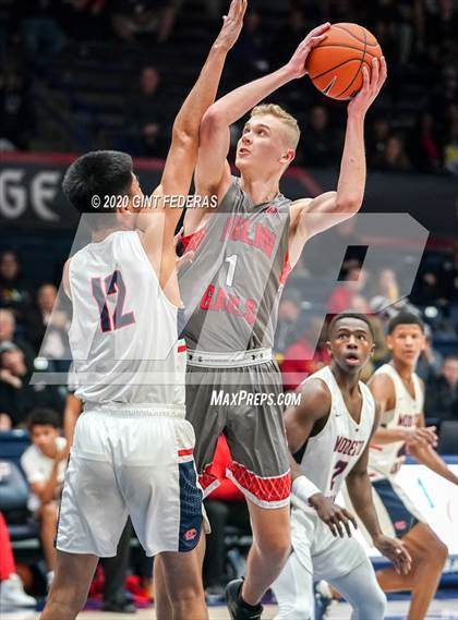 Thumbnail 2 in Dublin vs. Modesto Christian (MaxPreps MLK Classic) photogallery.