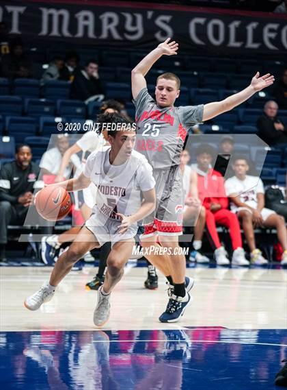 Thumbnail 3 in Dublin vs. Modesto Christian (MaxPreps MLK Classic) photogallery.