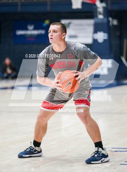 Thumbnail 3 in Dublin vs. Modesto Christian (MaxPreps MLK Classic) photogallery.
