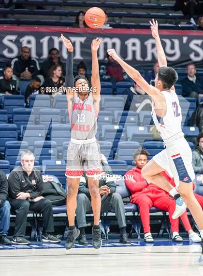 Thumbnail 3 in Dublin vs. Modesto Christian (MaxPreps MLK Classic) photogallery.
