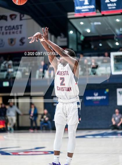 Thumbnail 3 in Dublin vs. Modesto Christian (MaxPreps MLK Classic) photogallery.