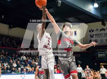 Thumbnail 2 in Dublin vs. Modesto Christian (MaxPreps MLK Classic) photogallery.