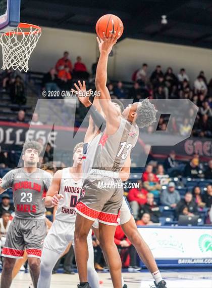 Thumbnail 2 in Dublin vs. Modesto Christian (MaxPreps MLK Classic) photogallery.