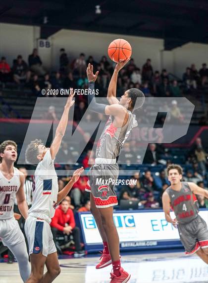 Thumbnail 3 in Dublin vs. Modesto Christian (MaxPreps MLK Classic) photogallery.