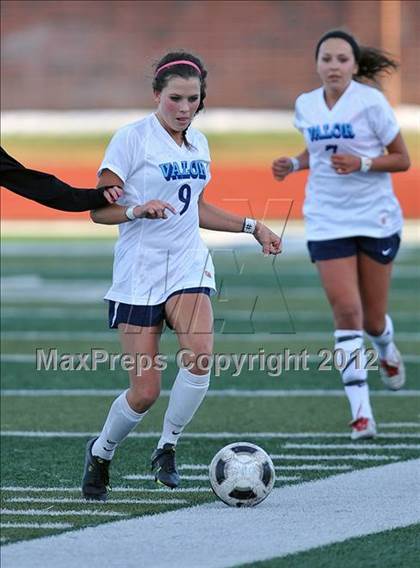 Thumbnail 1 in D'Evelyn @ Valor Christian photogallery.