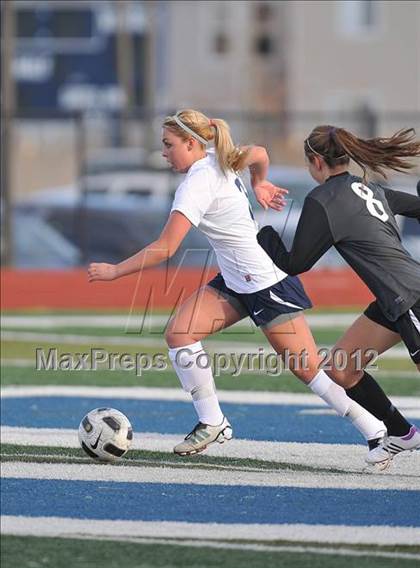 Thumbnail 3 in D'Evelyn @ Valor Christian photogallery.