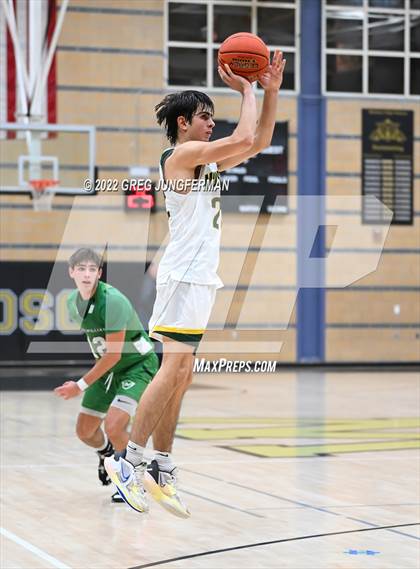 Thumbnail 3 in San Marin vs. Archie Williams (Windsor Holiday Shootout) photogallery.