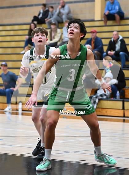 Thumbnail 3 in San Marin vs. Archie Williams (Windsor Holiday Shootout) photogallery.