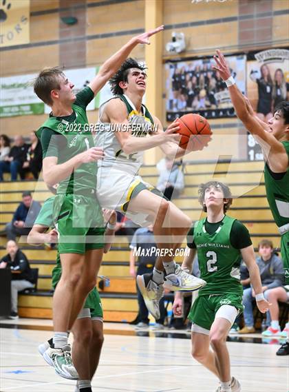 Thumbnail 2 in San Marin vs. Archie Williams (Windsor Holiday Shootout) photogallery.