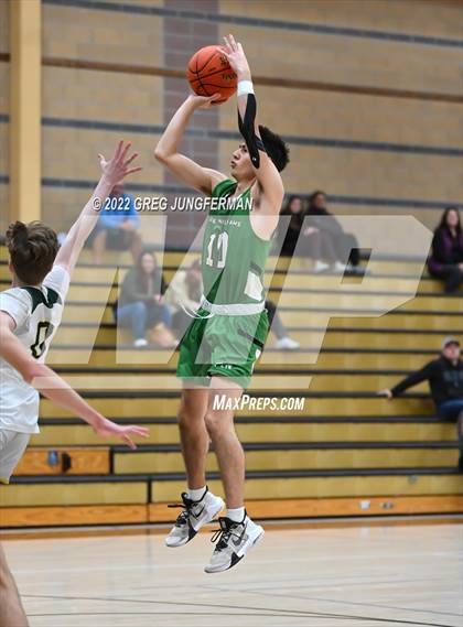 Thumbnail 1 in San Marin vs. Archie Williams (Windsor Holiday Shootout) photogallery.