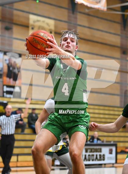 Thumbnail 2 in San Marin vs. Archie Williams (Windsor Holiday Shootout) photogallery.