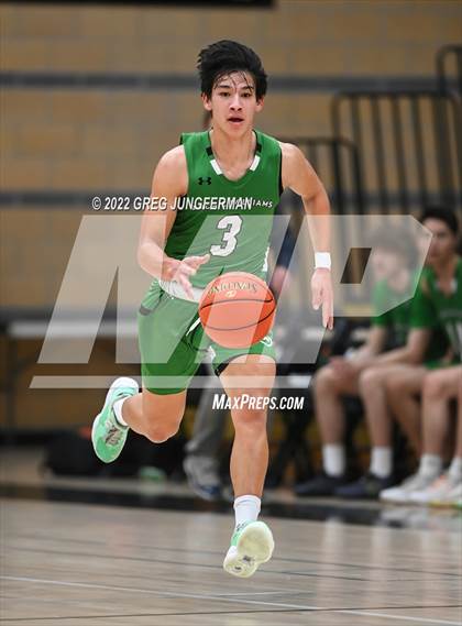 Thumbnail 1 in San Marin vs. Archie Williams (Windsor Holiday Shootout) photogallery.