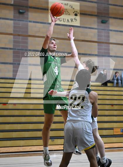 Thumbnail 1 in San Marin vs. Archie Williams (Windsor Holiday Shootout) photogallery.