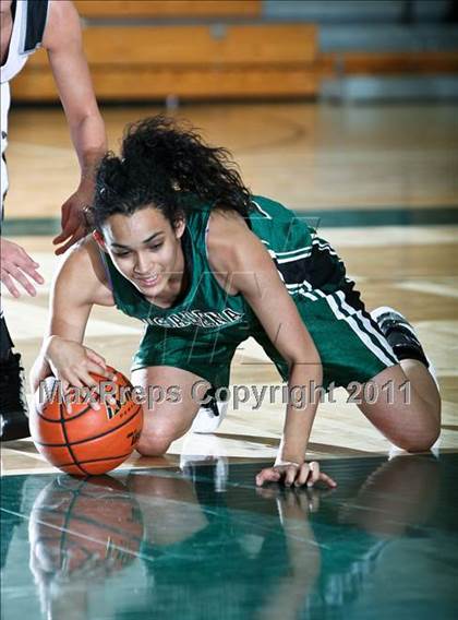 Thumbnail 2 in Pasadena vs. Kingwood Park (McDonald's Texas Invitational) photogallery.