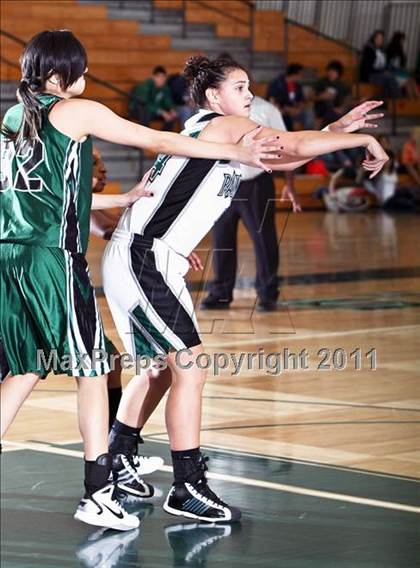 Thumbnail 3 in Pasadena vs. Kingwood Park (McDonald's Texas Invitational) photogallery.