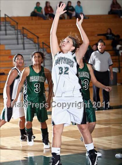 Thumbnail 1 in Pasadena vs. Kingwood Park (McDonald's Texas Invitational) photogallery.