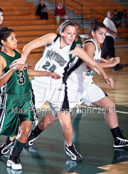 Thumbnail 2 in Pasadena vs. Kingwood Park (McDonald's Texas Invitational) photogallery.