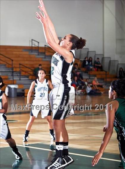 Thumbnail 1 in Pasadena vs. Kingwood Park (McDonald's Texas Invitational) photogallery.