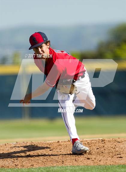 Thumbnail 3 in Brea Olinda @ Yorba Linda photogallery.