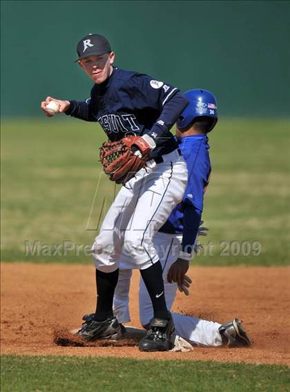 Thumbnail 3 in South Garland vs. Dallas Jesuit (Creekview Tournament) photogallery.