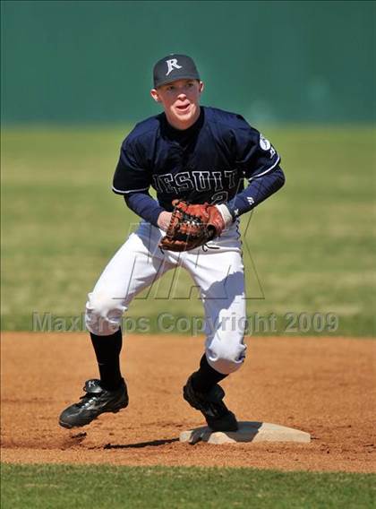 Thumbnail 2 in South Garland vs. Dallas Jesuit (Creekview Tournament) photogallery.